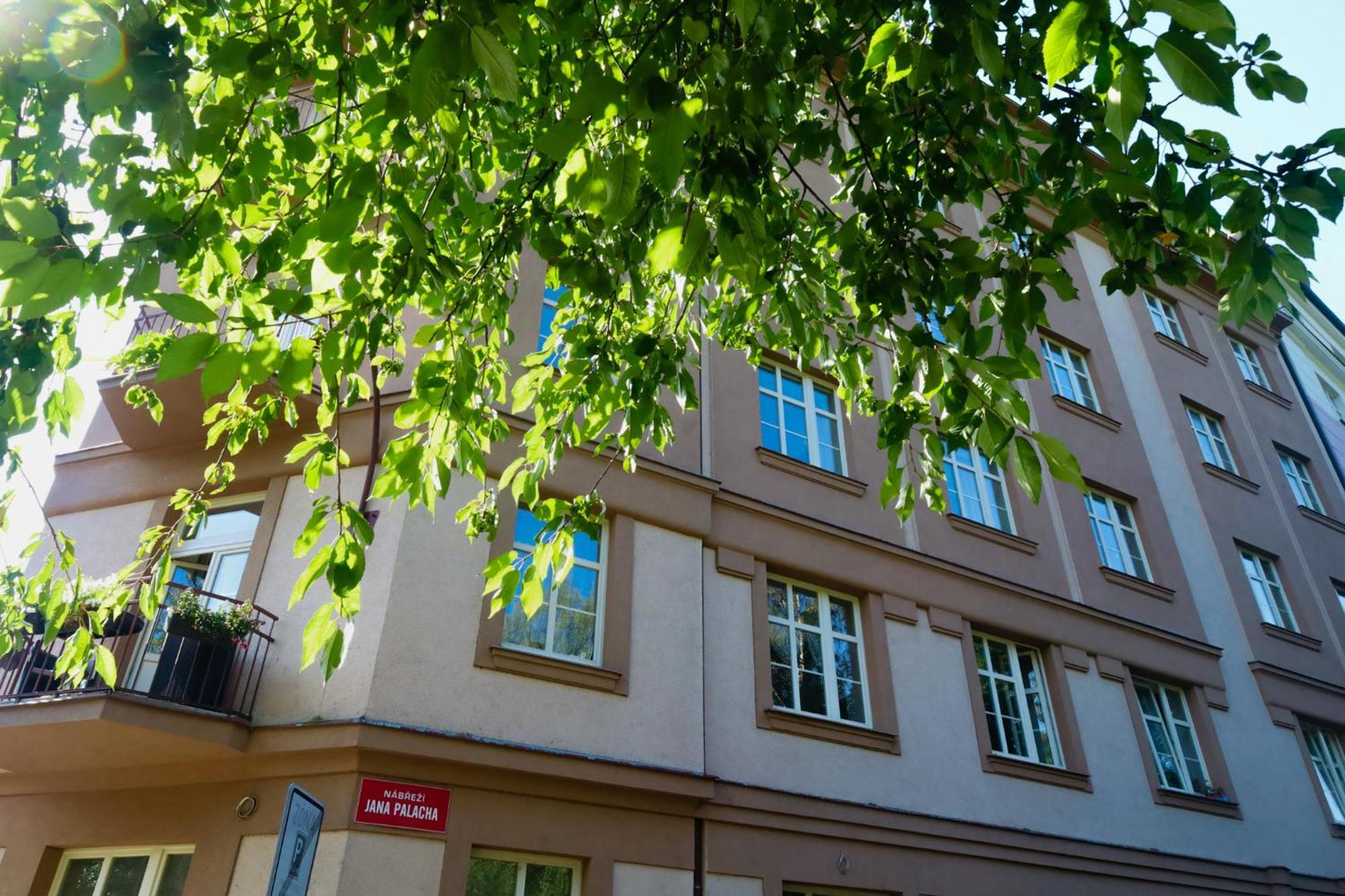 Rivercity Apartments Карлови Вари Екстериор снимка