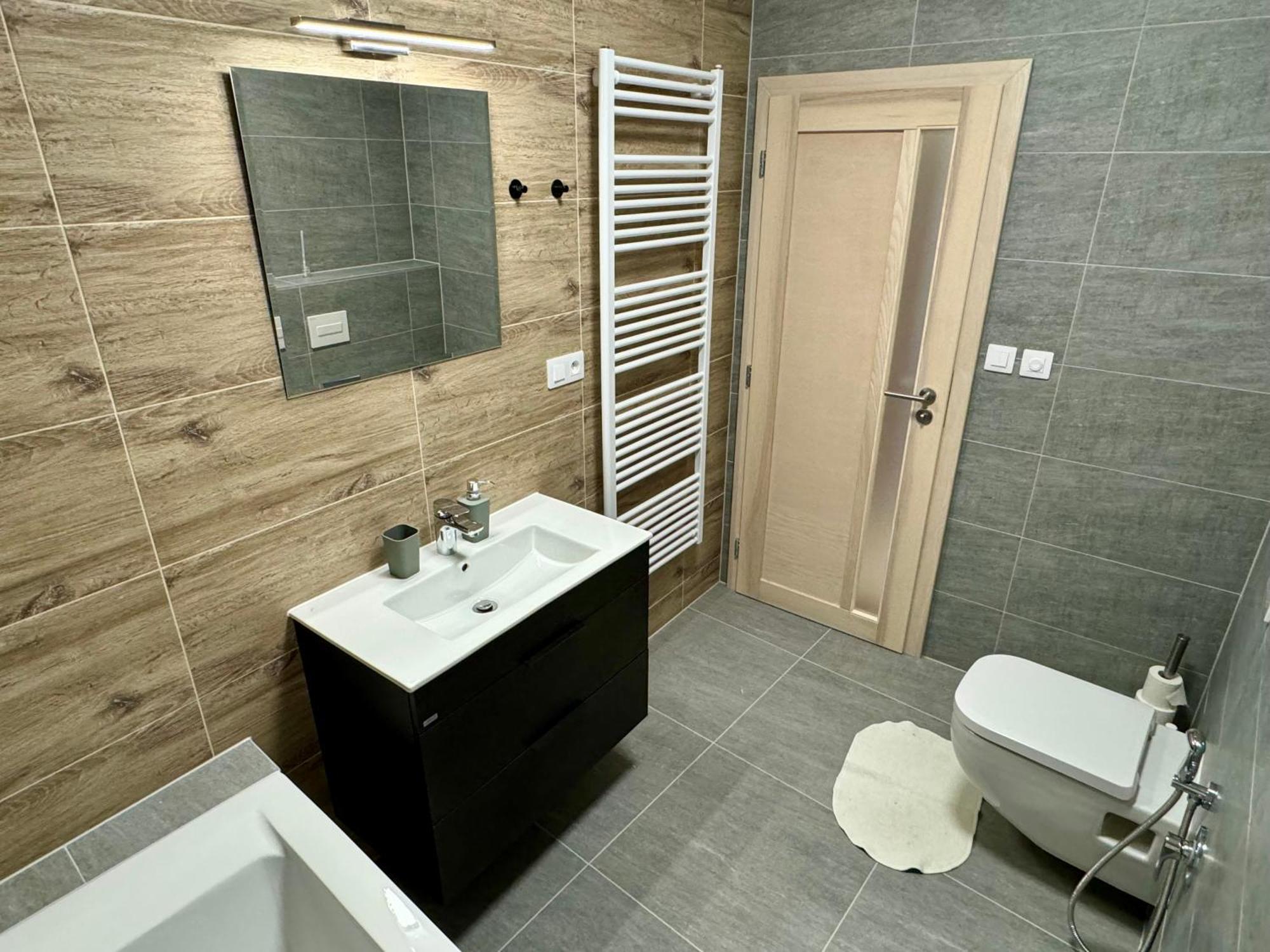 Rivercity Apartments Карлови Вари Екстериор снимка