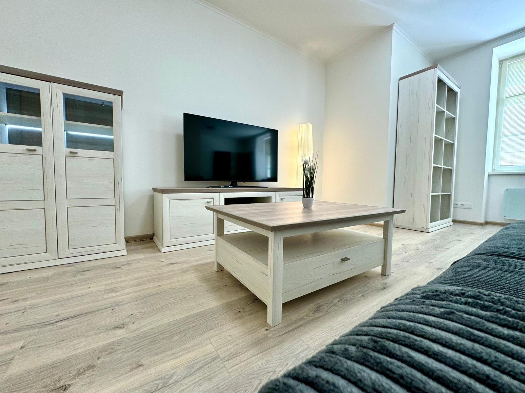 Rivercity Apartments Карлови Вари Екстериор снимка